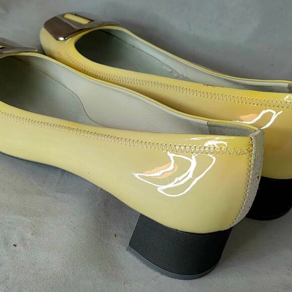 Prada shoes - Picture 4 of 12